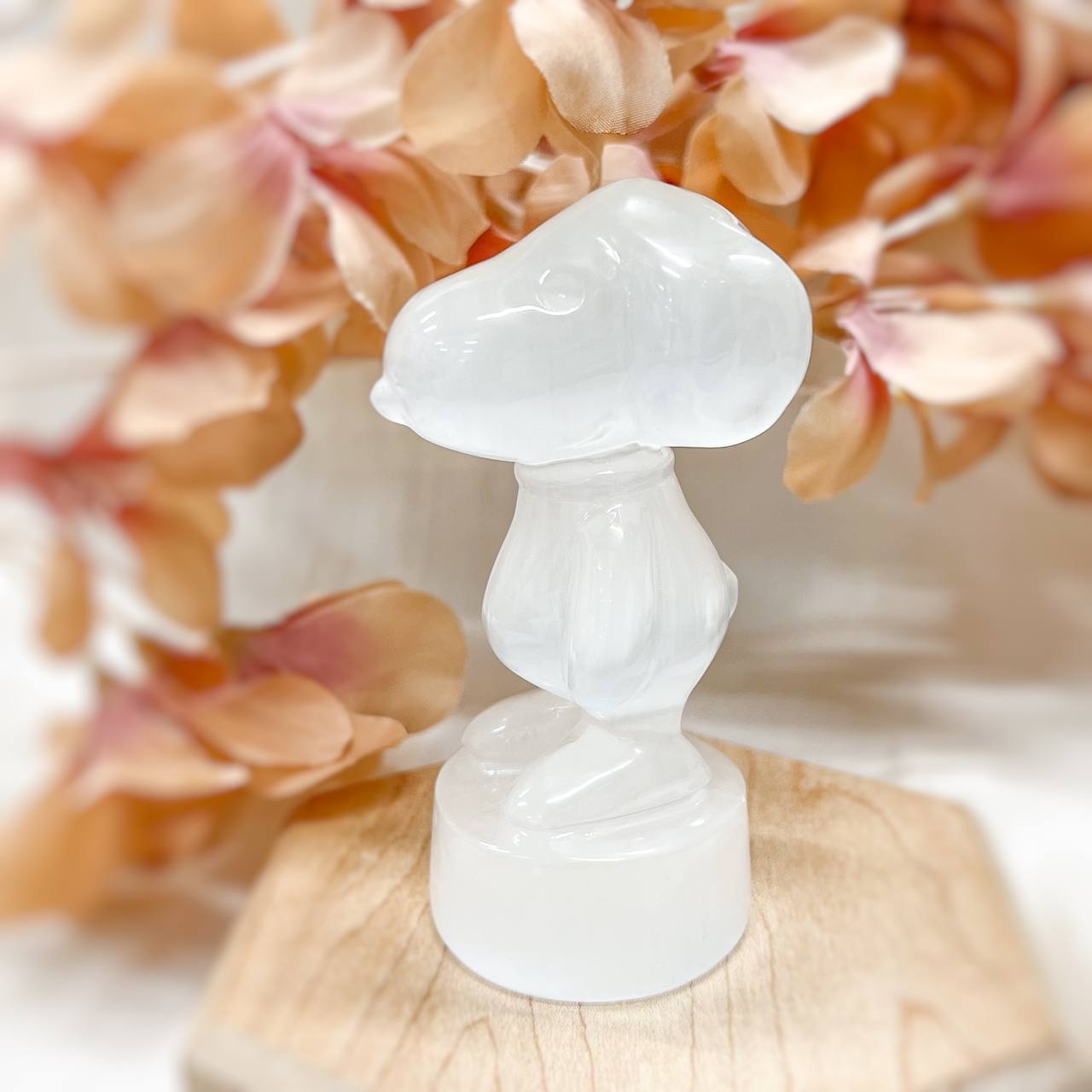 Selenite Snoopy