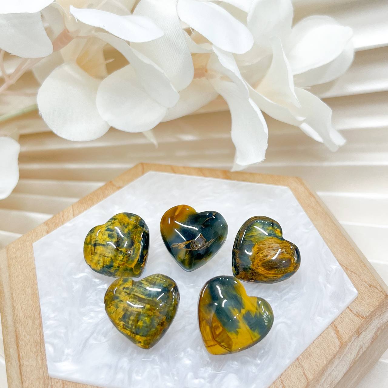 [Premium] Yellow Blue Tiger's Eye Hearts